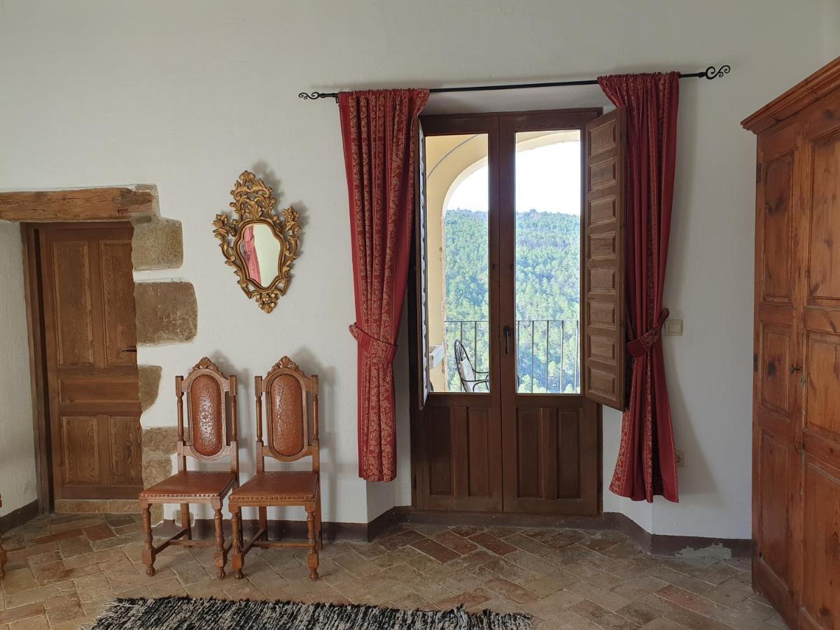 Casa Rural Sant Petrus De Madrona Pinell de Solsones ภายนอก รูปภาพ