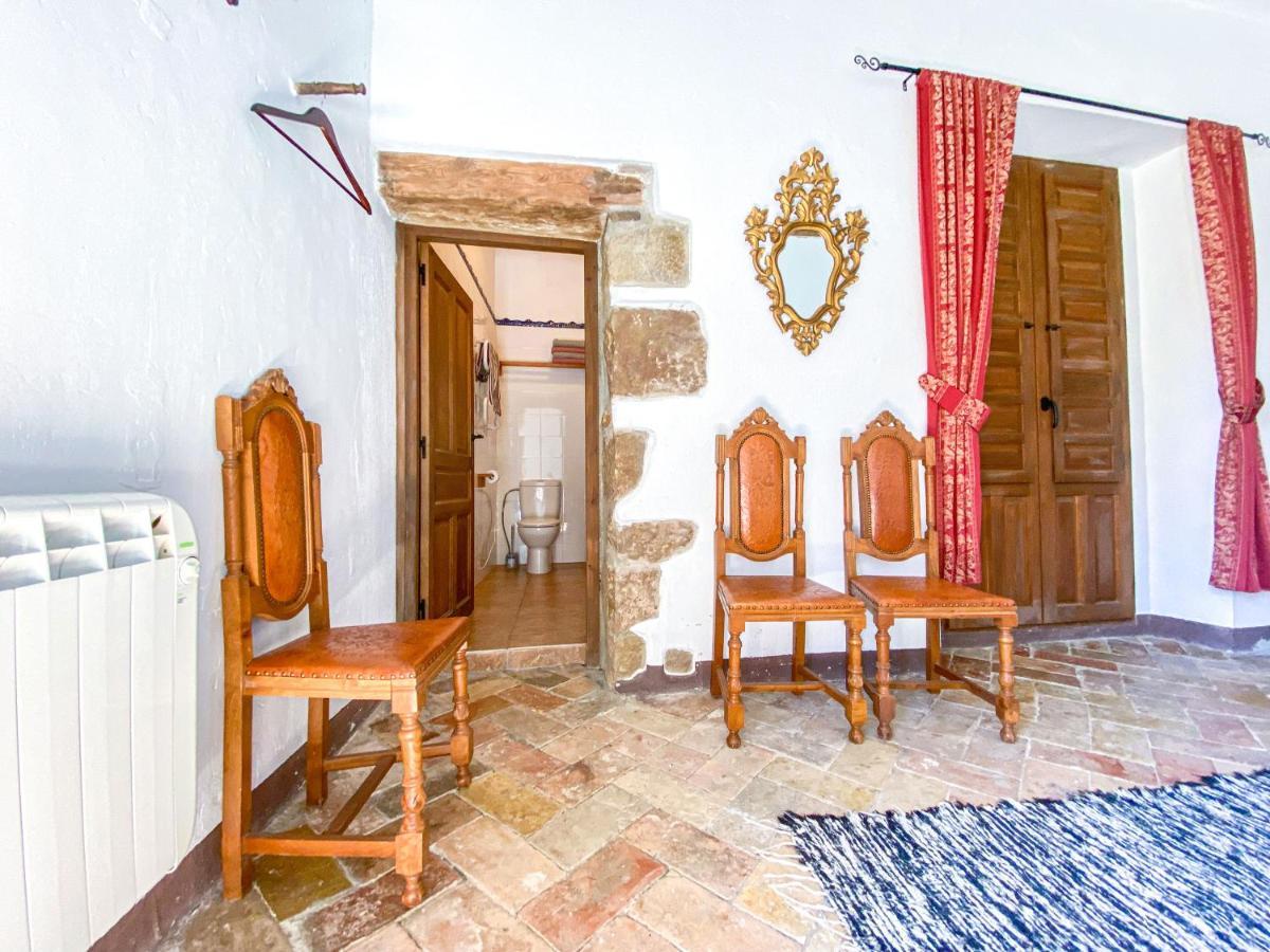 Casa Rural Sant Petrus De Madrona Pinell de Solsones ภายนอก รูปภาพ
