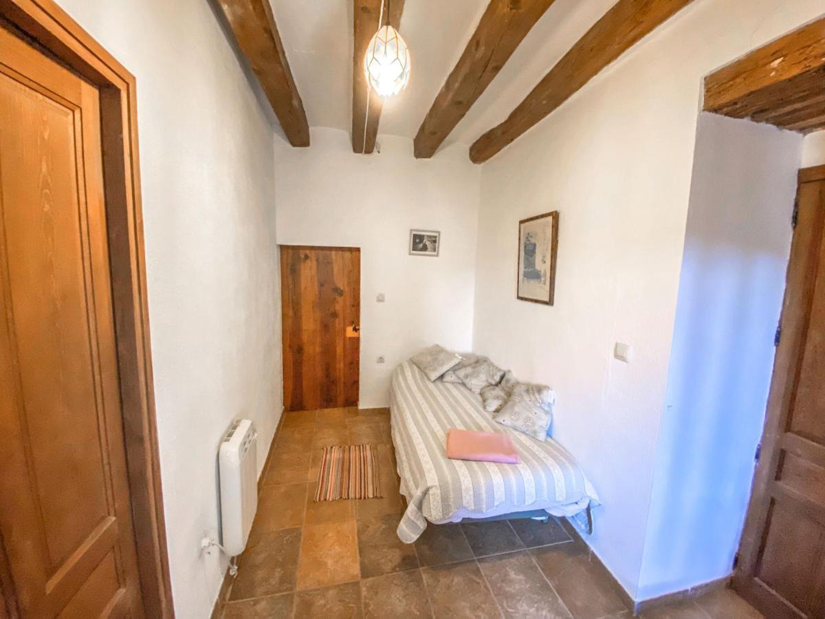 Casa Rural Sant Petrus De Madrona Pinell de Solsones ภายนอก รูปภาพ