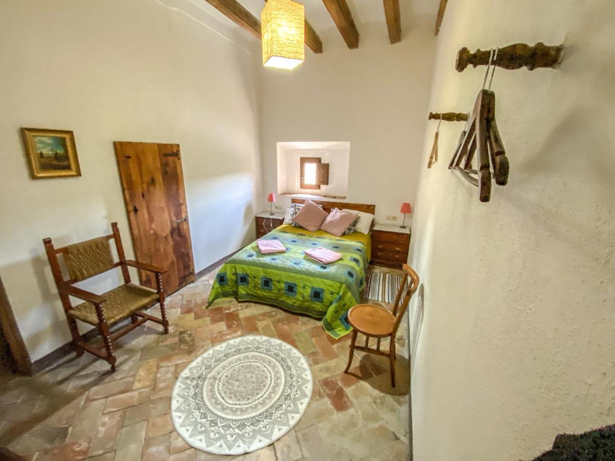 Casa Rural Sant Petrus De Madrona Pinell de Solsones ภายนอก รูปภาพ