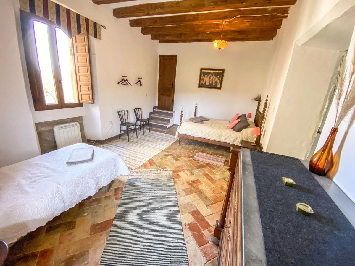 Casa Rural Sant Petrus De Madrona Pinell de Solsones ภายนอก รูปภาพ