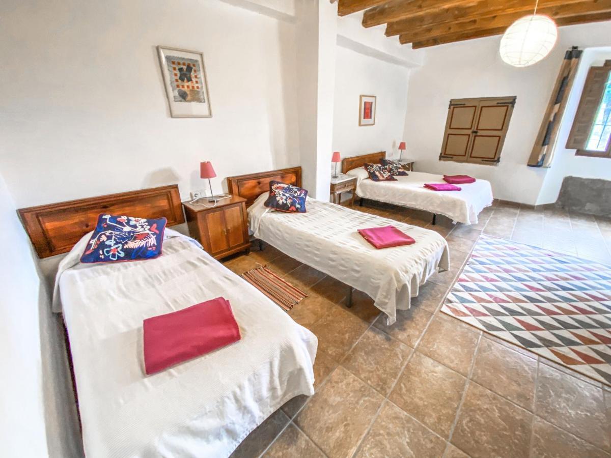 Casa Rural Sant Petrus De Madrona Pinell de Solsones ภายนอก รูปภาพ