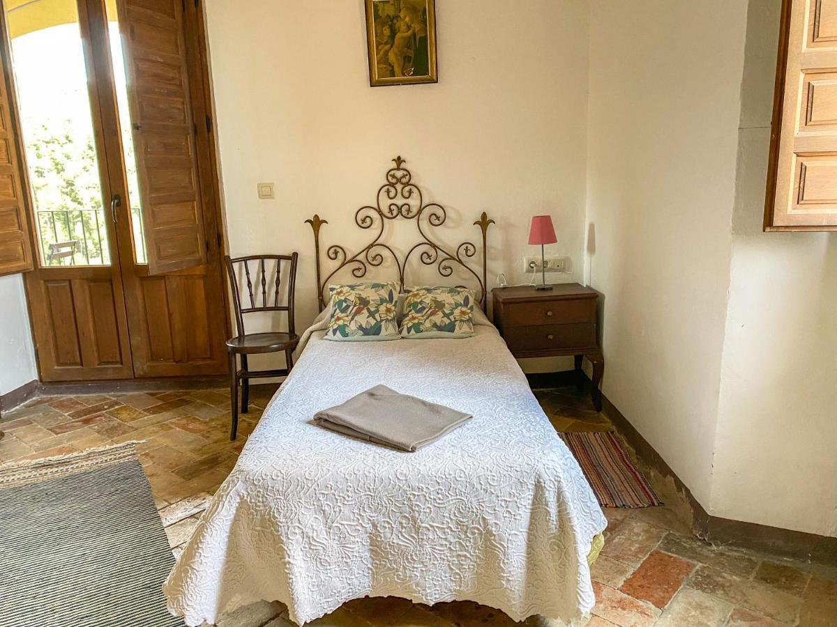 Casa Rural Sant Petrus De Madrona Pinell de Solsones ภายนอก รูปภาพ