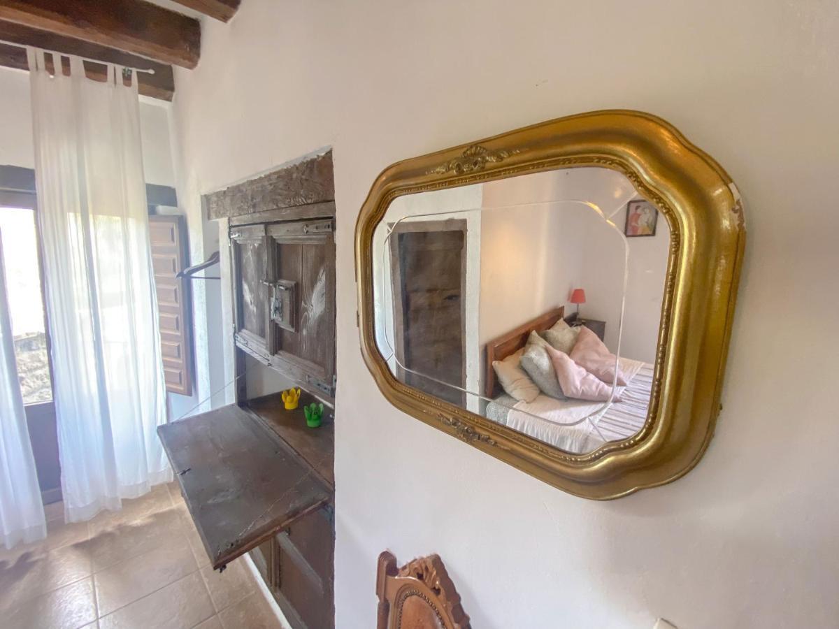 Casa Rural Sant Petrus De Madrona Pinell de Solsones ภายนอก รูปภาพ